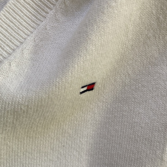 Tommy Hilfiger sweater - Picture 3 of 5